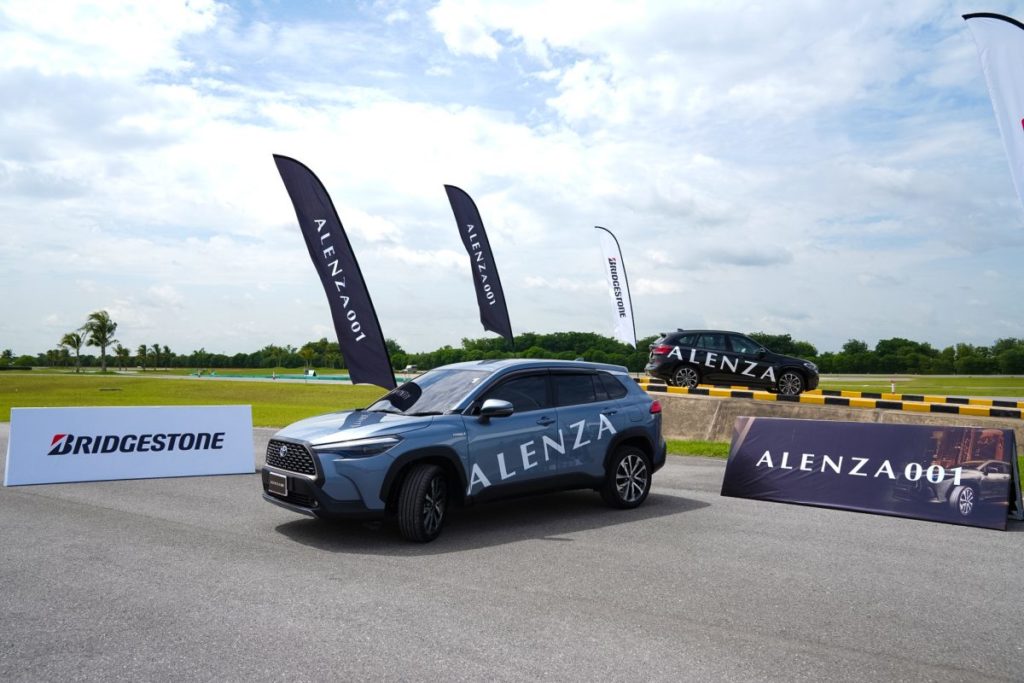 บริดจสโตนเปิดตัว “BRIDGESTONE ALENZA 001” ยางขนาดใหม่สำหรับรถยนต์พรีเมียมครอสส์โอเวอร์ มอบประสบการณ์การขับขี่กับ “ดีไซน์เพื่อขีดสุดแห่งสมรรถนะในทุกจุดหมาย”