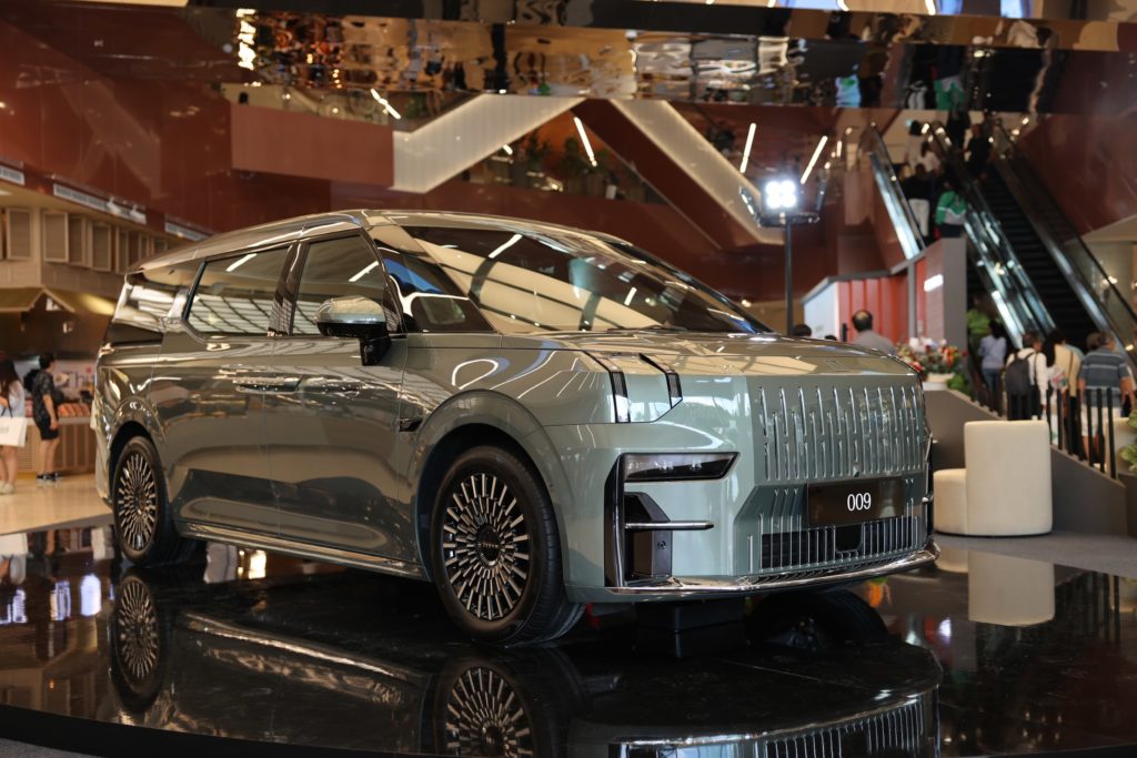 ZEEKR 009 Standard เข้าไทยแล้ว ยกระดับมาตรฐาน Luxury EV MPV วิ่งไกล 712 ก.ม.ต่อ 1 การชาร์จ