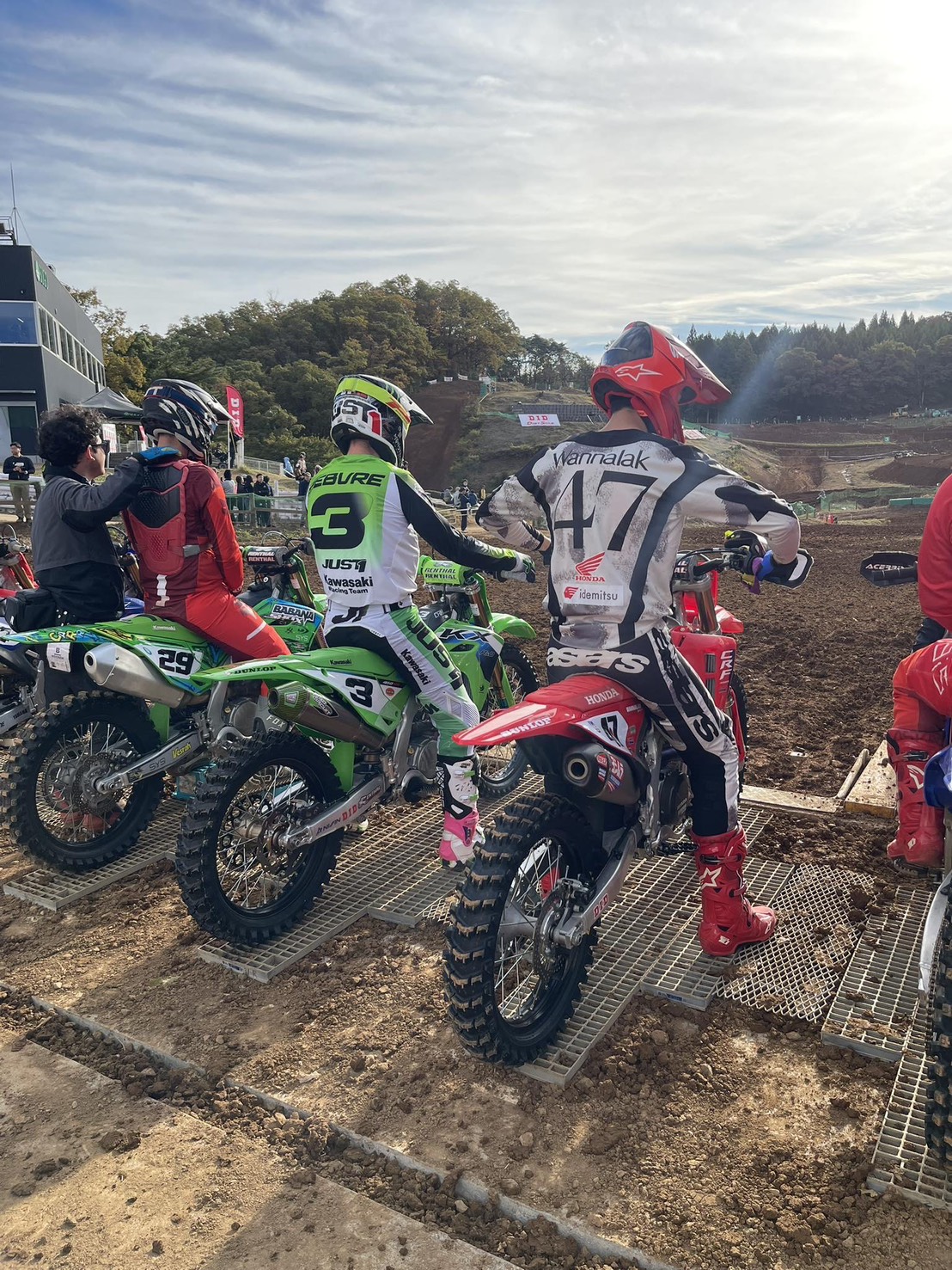 ฮอนด้า เรซซิ่ง ไทยแลนด์ ส่ง “นีโม่-จิรัฎฐ์” ลุยศึก All Japan Motocross สนามสุดท้าย ที่ญี่ปุ่น