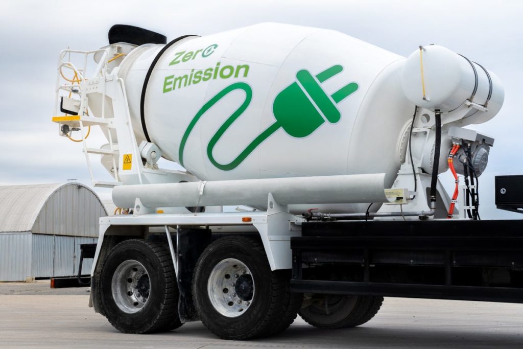 เรเว่ ขอแนะนำ BYD T25 e-Mixer รถโม่ผสมคอนกรีตพลังงานไฟฟ้า ทางเลือกใหม่ เพื่อการก่อสร้างที่ยั่งยืน