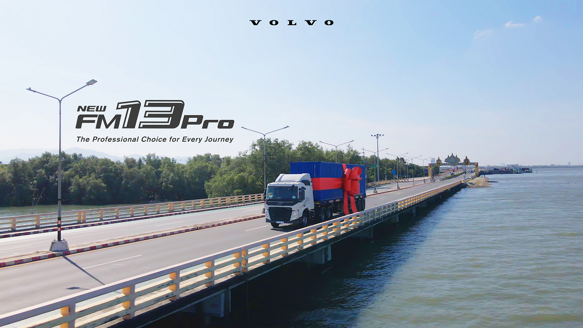 วอลโว่ ทรัคส์ มอบของขวัญปีใหม่ เปิดตัว “Volvo FM13 PRO”