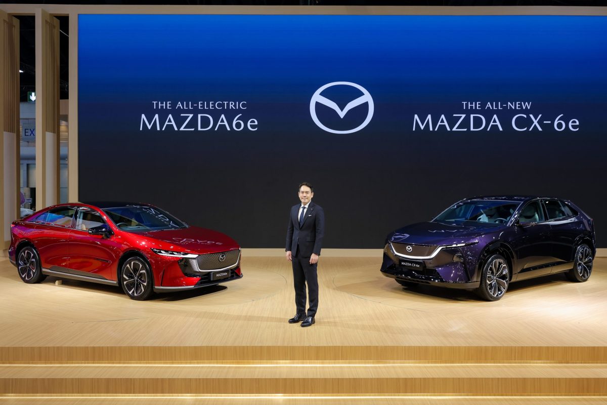มาสด้ามอบสิทธิพิเศษสำหรับลูกค้า MAZDA6e PREMIERE PACKAGE จัดกิจกรรมสุดเอ็กซ์คลูซีฟพร้อมมอบของขวัญที่บูธมาสด้า ในงาน มอเตอร์ โชว์
