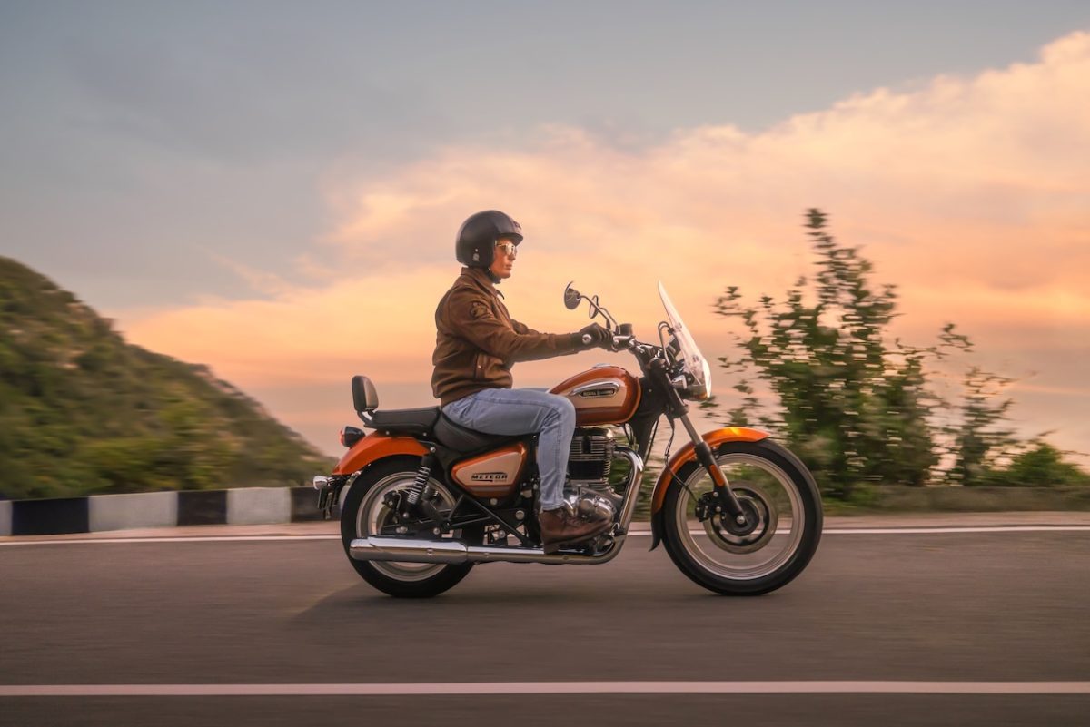 Royal Enfield เปิดตัว Meteor 350 ‘Sundowner Orange’ Special Edition ครั้งแรกในไทย ณ งาน Motor Show 2026